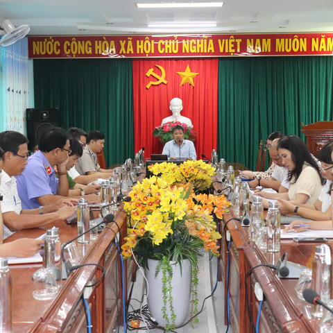 Ban Chỉ đạo Thi hành án dân sự thị xã Đông Hòa họp bàn giải quyết đề nghị thi hành án của công dân