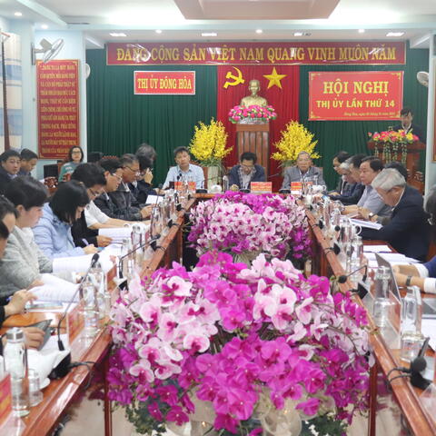 Hội nghị Ban chấp hành Đảng bộ Thị xã Đông Hòa lần thứ 14