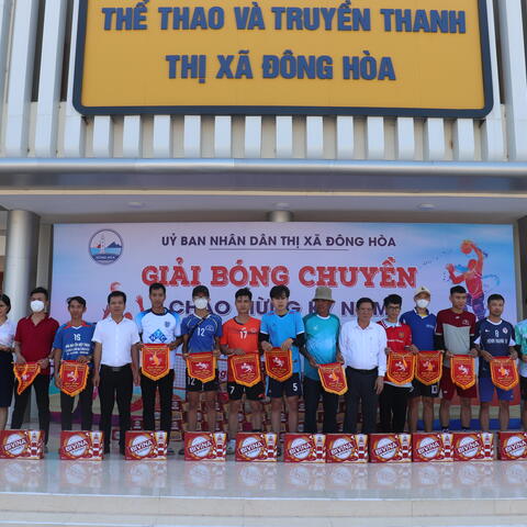 Thị xã Đông Hòa: 14 đội bóng tranh tài Giải bóng chuyền nam năm 2023