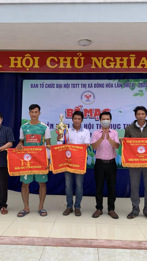 Trường THPT Nguyễn Công Trứ đạt giải Nhất toàn đoàn Giải Việt dã - Điền kinh Đại hội TDTT thị xã Đông Hòa lần thứ V năm 2022