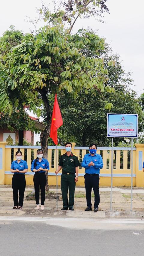Khánh thành công trình thanh niên “Sắc cờ quê hương” chào mừng Đại hội Đoàn TNCS Hồ Chí Minh TX Đông Hòa