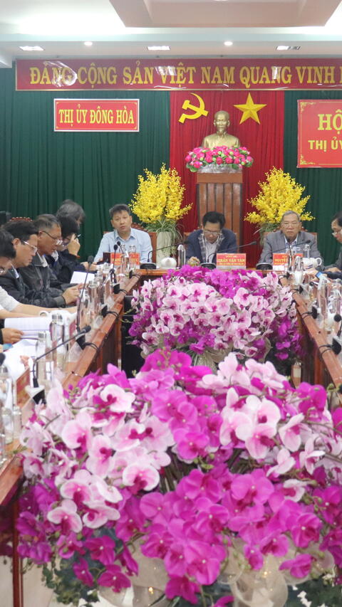 Hội nghị Ban chấp hành Đảng bộ Thị xã Đông Hòa lần thứ 14