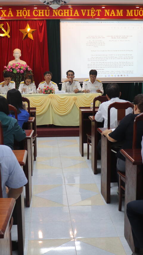 Thị xã Đông Hòa: Đối thoại và tập huấn quyết toán thuế năm 2022
