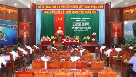 Kỳ họp thứ 20 HĐND thị xã Đông Hòa khóa II: Thông qua 2 tờ trình quan trọng của UBND thị xã