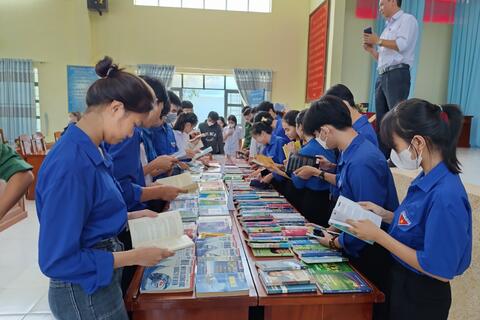 Đông Hòa: Tuyên truyền giới thiệu, phục vụ sách lưu động