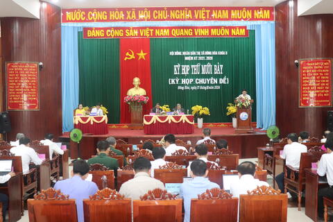 Kỳ họp thứ 17 (Kỳ họp chuyên đề) HĐND thị xã Đông Hòa khóa II: Thông qua 8 Nghị quyết quan trọng