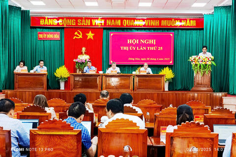 Đông Hòa: Hội nghị Thị ủy lần thứ 25