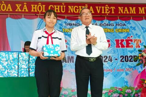 Đông Hòa: 36 trường học tổng kết năm học 2024 - 2025