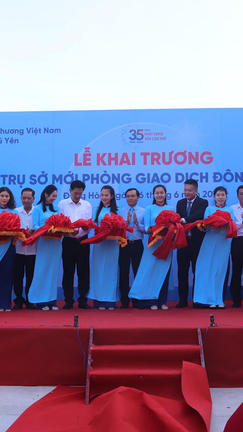 Khai trương Phòng giao dịch VietinBank Thị xã Đông Hòa