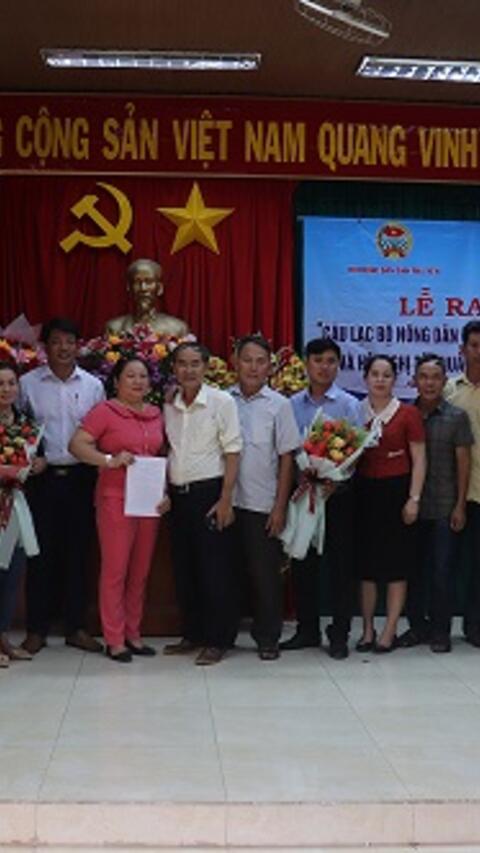 Ra mắt Câu lạc bộ  Nông dân tự quản về an ninh trật tự Hòa Xuân Đông