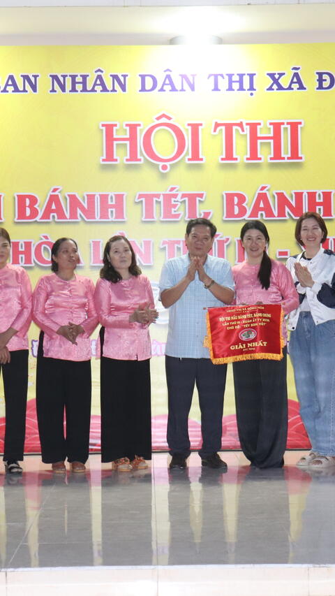 TX Đông Hòa: Xã Hòa Thành đạt giải nhất Hội thi nấu bánh tét bánh chưng lần thứ III xuân Ất Tỵ - 2025