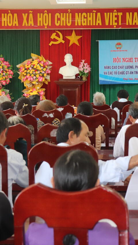 Đông Hoà: Tuyên truyền phát huy các tổ chức chính trị - xã hội trong xây dựng Nông thôn mới cho 110 hội viên, nông dân