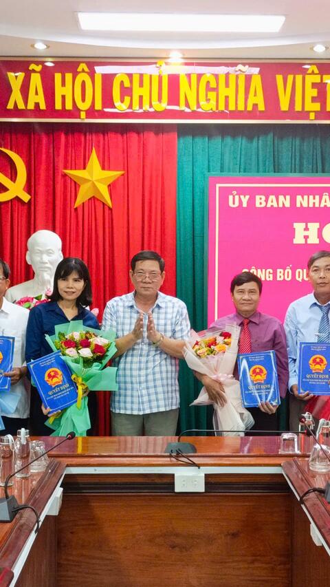 Đông Hòa: Công bố về công tác cán bộ