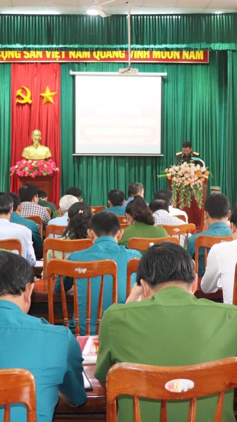 Đông Hoà: Khen thưởng 28 tập thể cá nhân trong công tác tuyển quân năm 2025