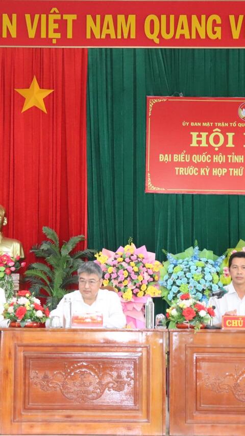 Đoàn ĐBQH tỉnh tiếp xúc cử tri thị xã Đông Hòa trước Kỳ họp thứ 9 Quốc hội khóa XV